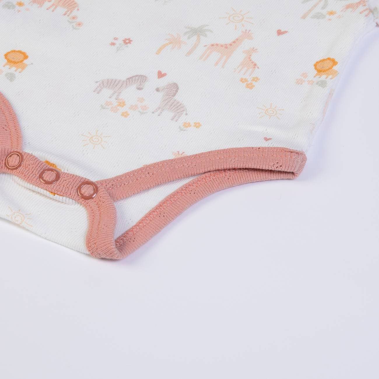 Little Giraffe - Newborn Gift Box